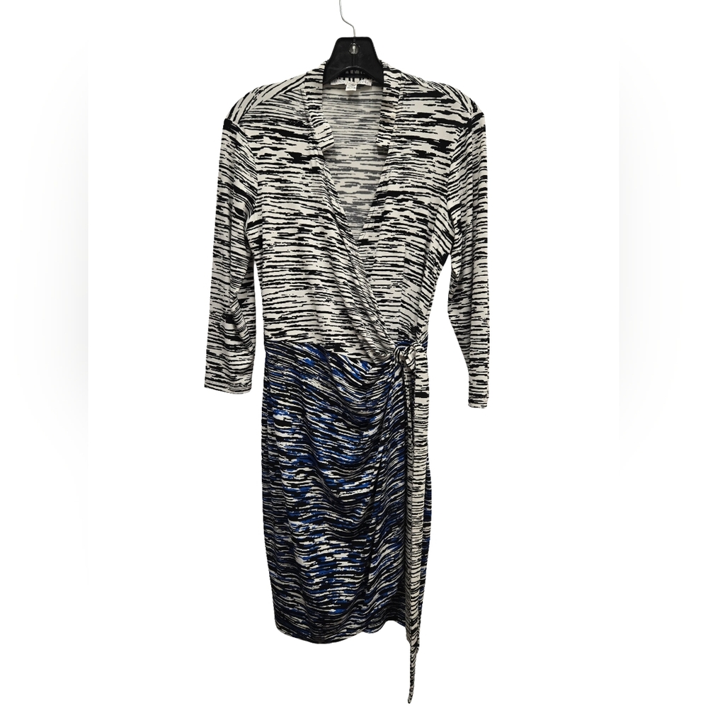 Maggy London Black, White & Blue Wrap Dress – Size 10 – V-Neck, 3/4 Sleeves